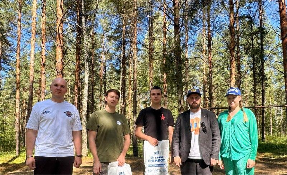 Поздравили археологов с профессиональным праздником 
