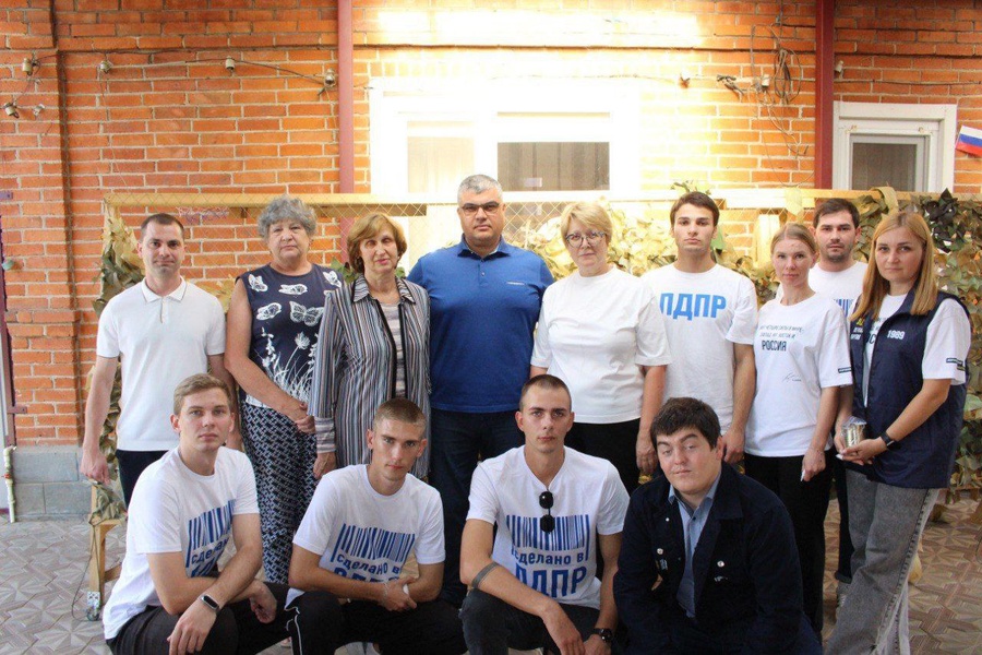 Активисты ЛДПР Адыгеи и депутат Государственной Думы Каплан Панеш провели встречу с волонтёрами СВО