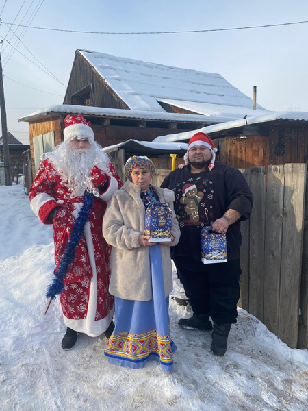 Праздник для всех: Дед Мороз ЛДПР на Алтае