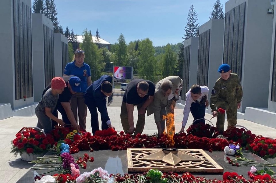 Алтайское отделение ЛДПР почтило память павших в Великой Отечественной войне