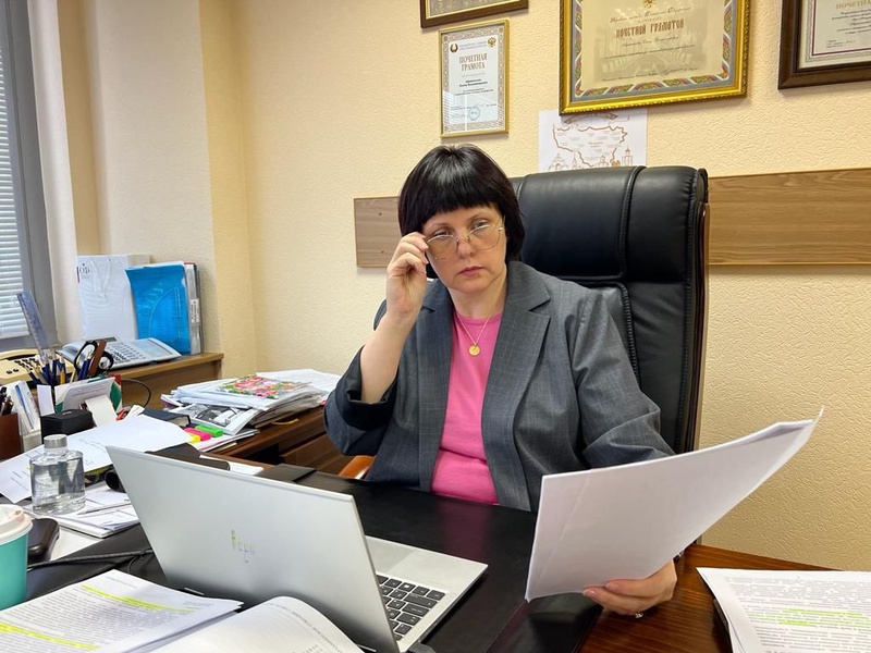 Водителей, мешающих проезду «скорой помощи», надо лишать прав, ‒ Афанасьева
