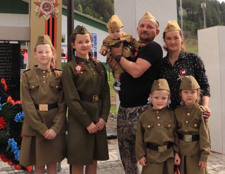  Подвиг солдата останется в памяти всего мира, считают в ЛДПР