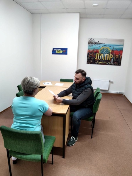 Депутат Губанов вступился за жителей аварийного дома в Архангельске