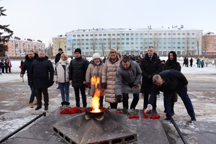 Активисты ЛДПР приняли участие в торжественном митинге в Северодвинске