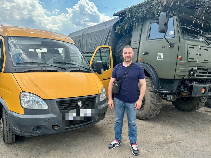 Депутат Алескеров перегнал автомобиль «Газель» с гуманитарной помощью бойцам в зону СВО