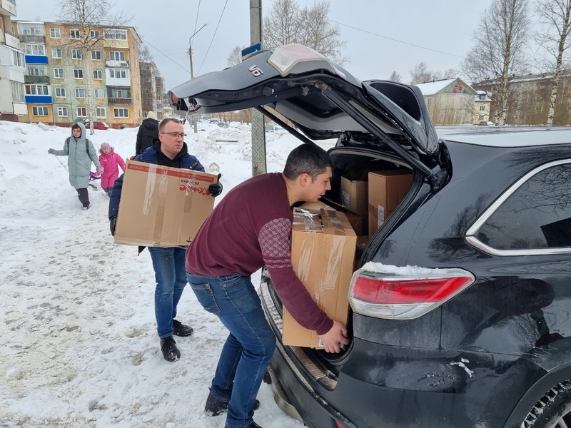 Очередной гуманитарный груз от ЛДПР отправлен на передовую