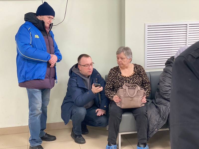 На нетвердую “тройку”: ЛДПР проверила доступность лечебных учреждений 