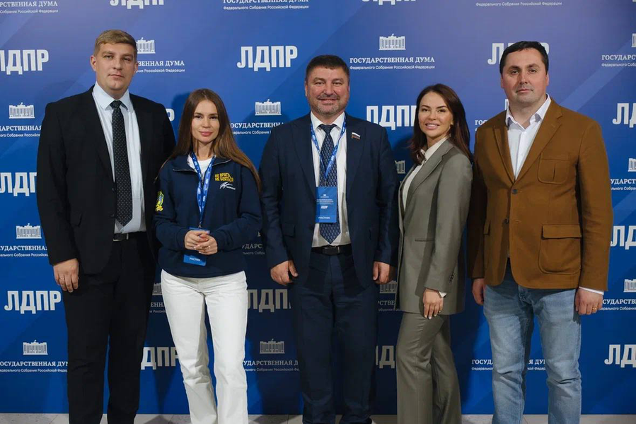 Мария Харченко поддержала программу Леонида Слуцкого по реформированию системы здравоохранения