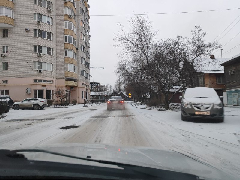 Астраханские коммунальщики снова запаздывают с зачисткой дорог