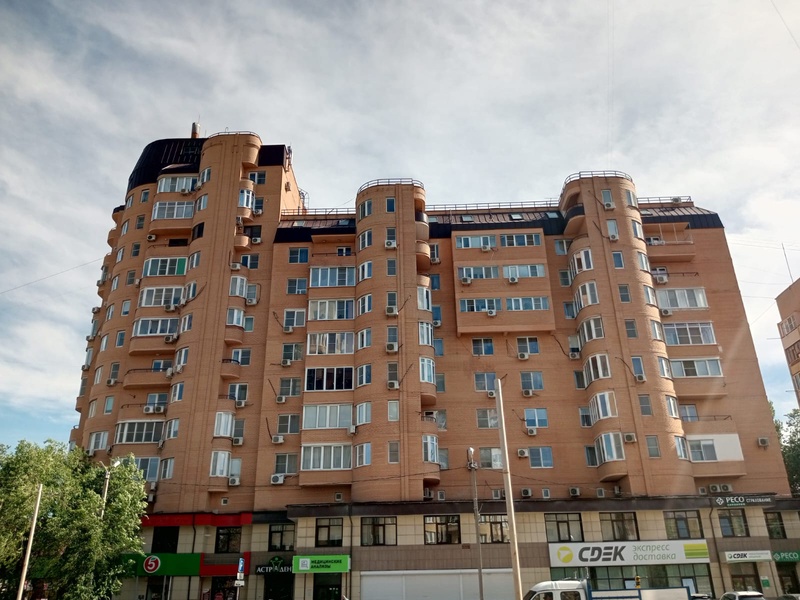 Упавший лифт в Астрахани — повод прислушаться к ЛДПР, уверен депутат Щербаков