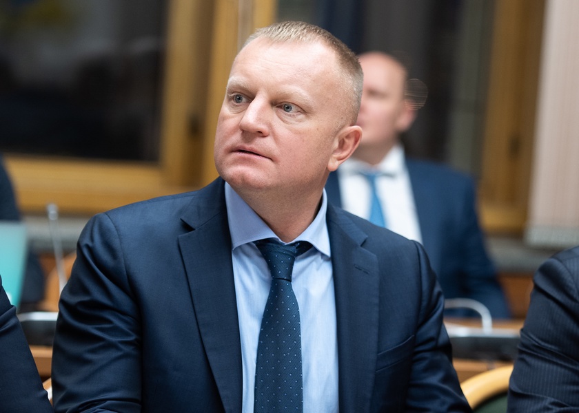 ЛДПР предлагает направить доходы операторов на развитие связи в труднодоступных регионах
