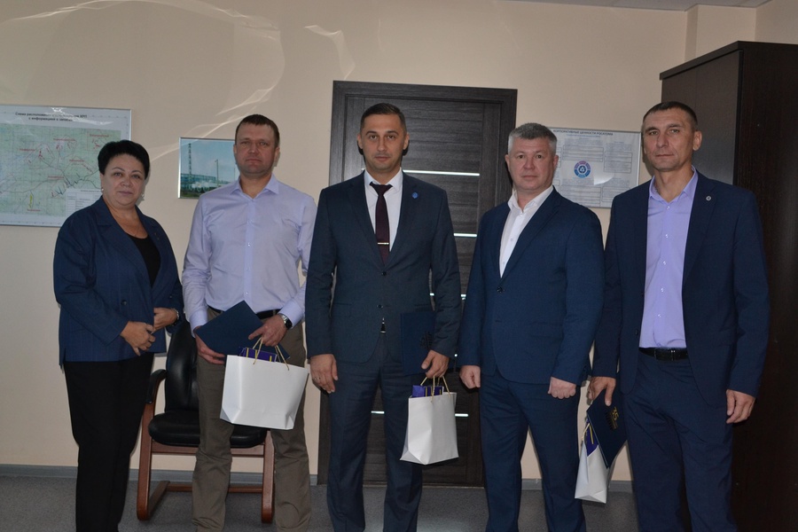С Днем работника атомной промышленности