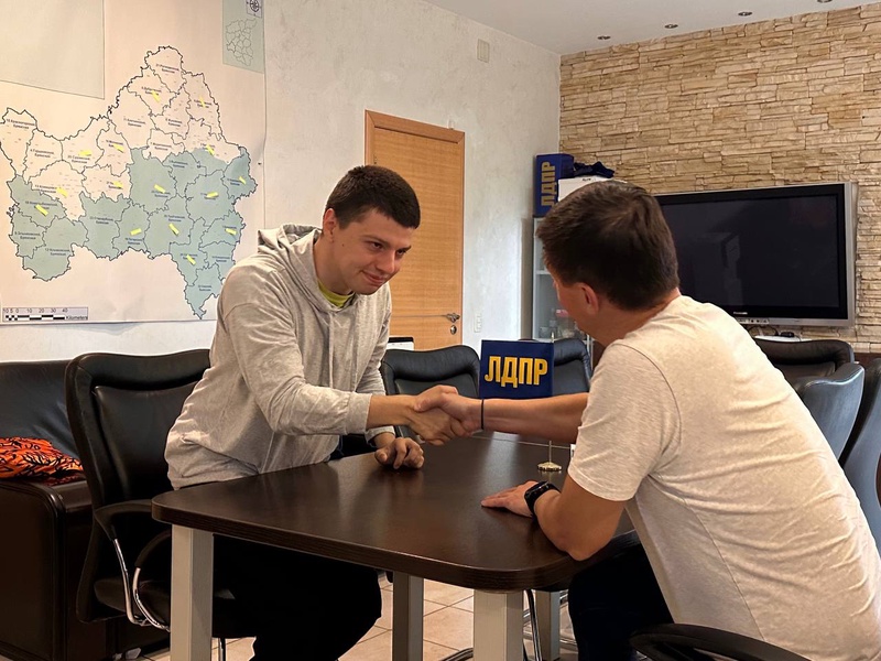 Вадим Деньгин дал старт приемов граждан в Брянской области