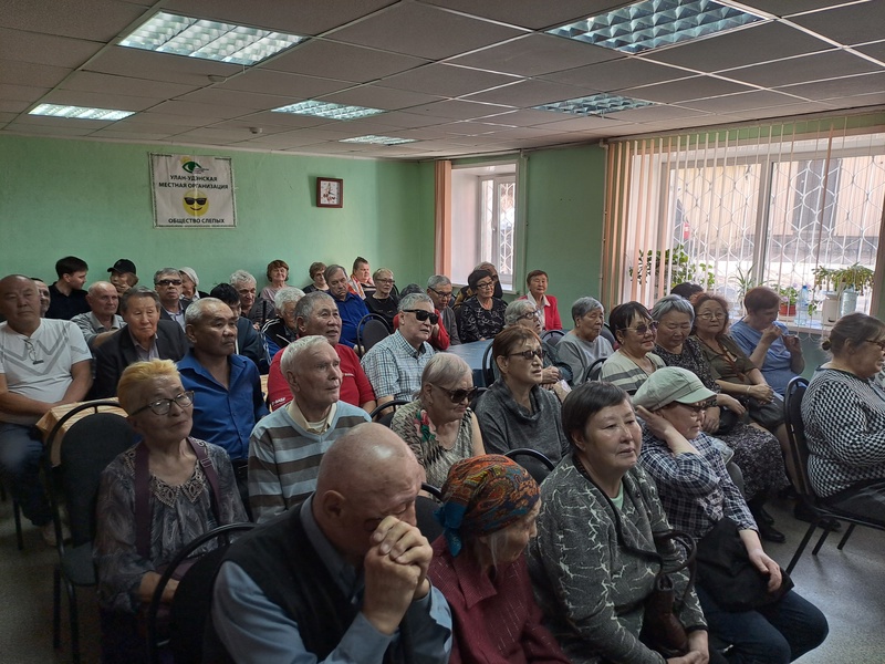 ЛДПР в Бурятии поздравила с Днем пожилого человека