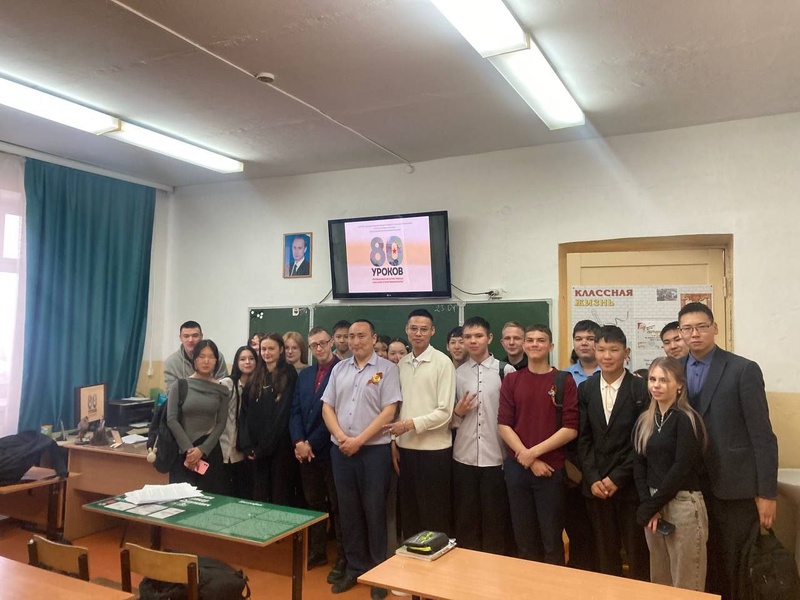 Активист ЛДПР из Бурятии продолжает акцию «80 уроков Победы»