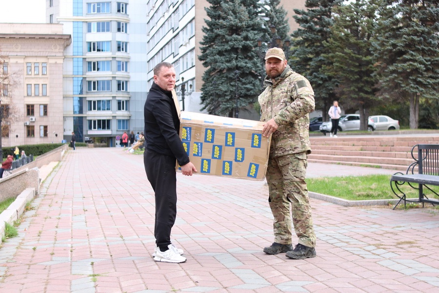 Волонтёры Челябинской области должны иметь право бесплатно перевозить гумгрузы для СВО