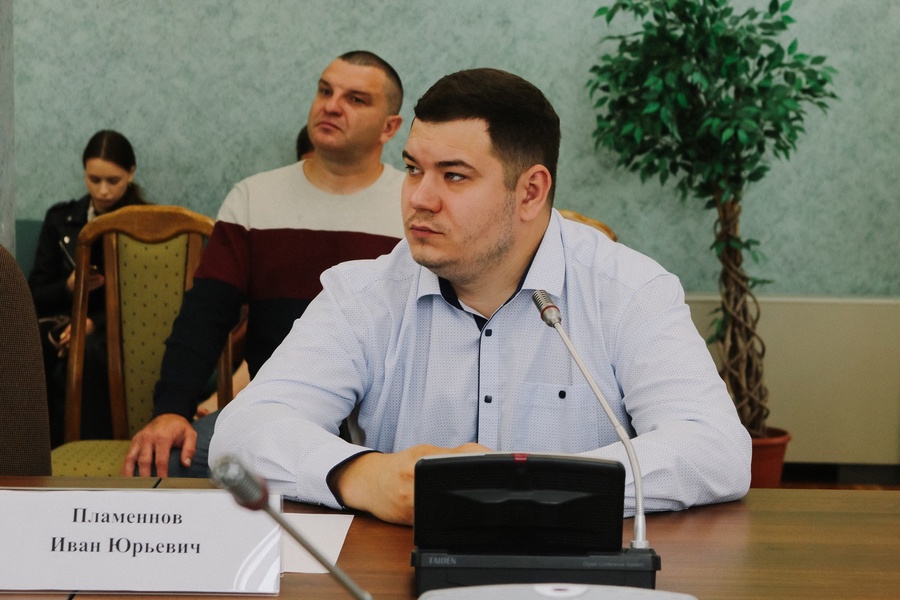 В Копейске после обращения ЛДПР ремонтируют детскую площадку