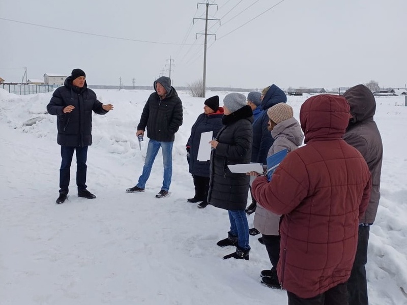 Депутат ЛДПР Виталий Пашин провёл выездной приём граждан в копейском посёлке 