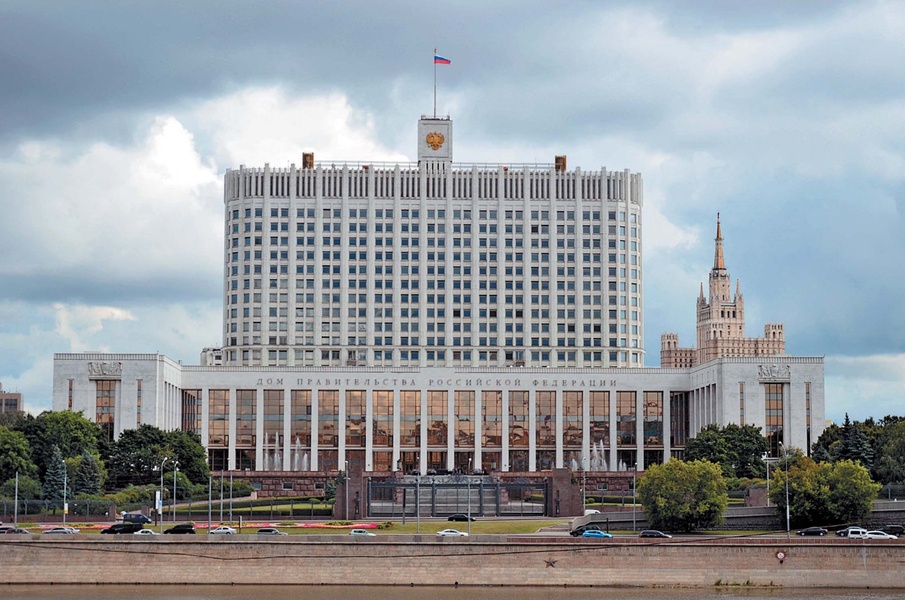 Правительство РФ временно запретило вывозить из страны некоторые товары и оборудование