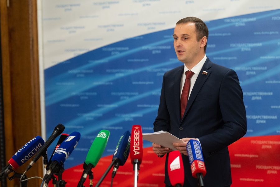 Сергей Леонов: изменения в закупках дорогих лекарств надо обсуждать с поставщиками 