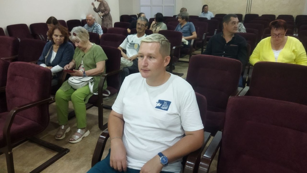 Партийцы посетили семинар, посвященный утверждению трезвости в регионе
