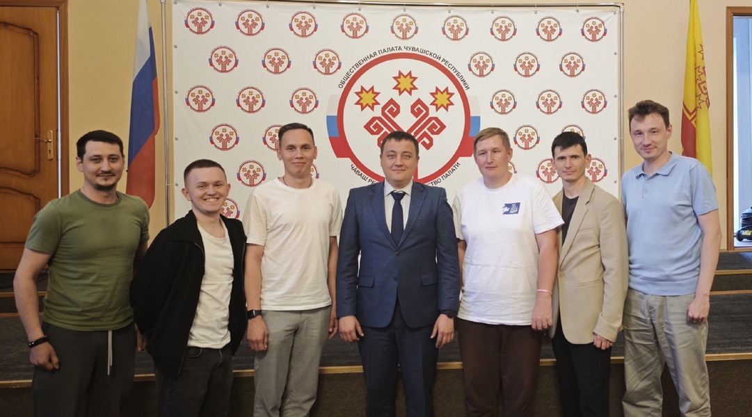 Курс на политическую активность