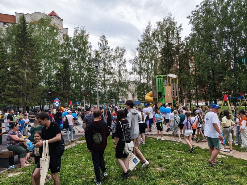 ЛДПР приносит людям радость 