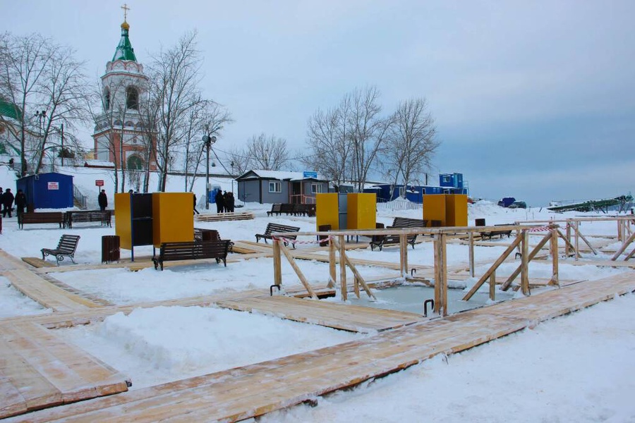 Крещенские купания: основные правила и безопасность