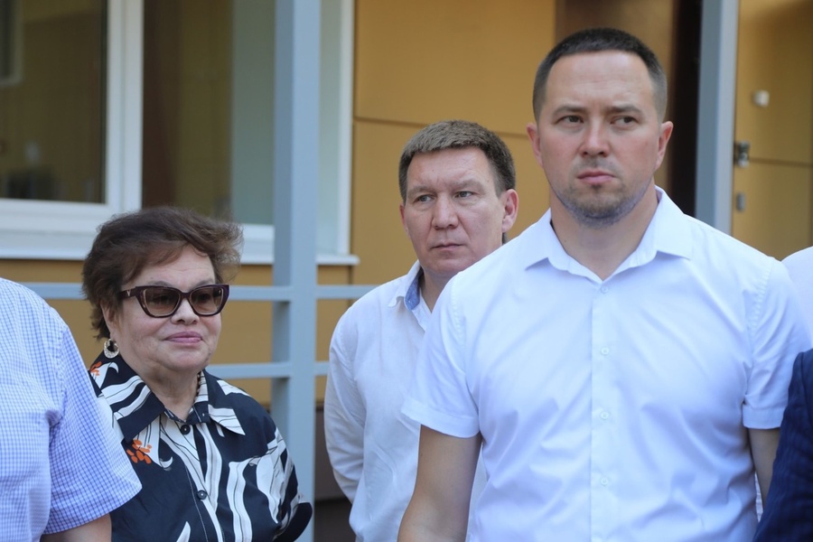 Депутаты проверили благоустройство школ и дворов в Чебоксарах