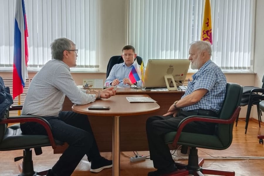 Депутаты Чувашского регионального отделения ЛДПР провели прием граждан