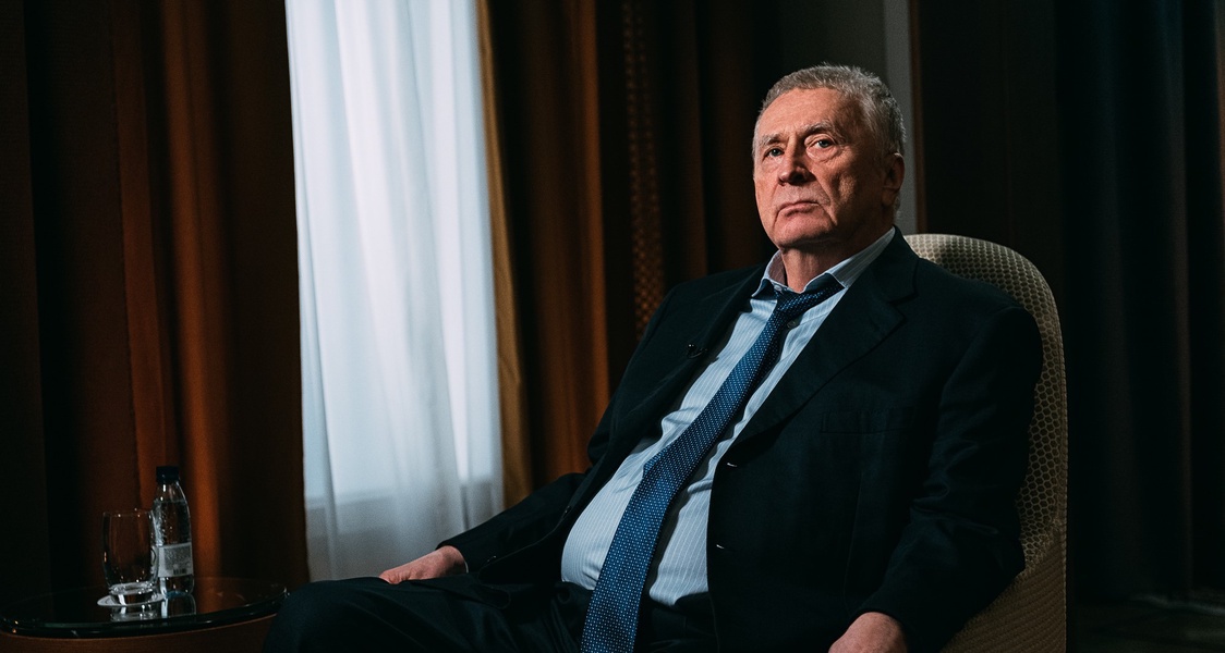 Никого не нужно уговаривать стать гражданином России, это и так происходит само по себе
