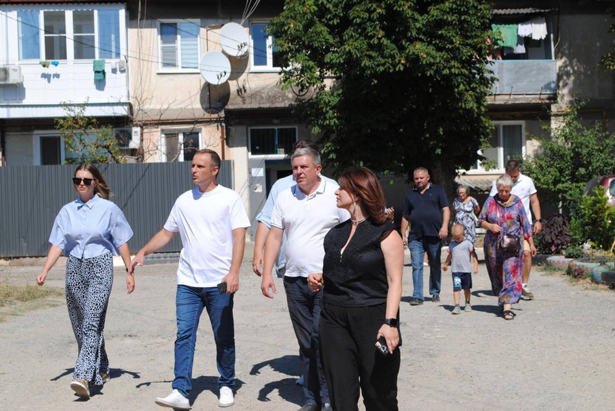 ЛДПР содействовала решению многолетней проблемы безопасности в Скалистовской школе