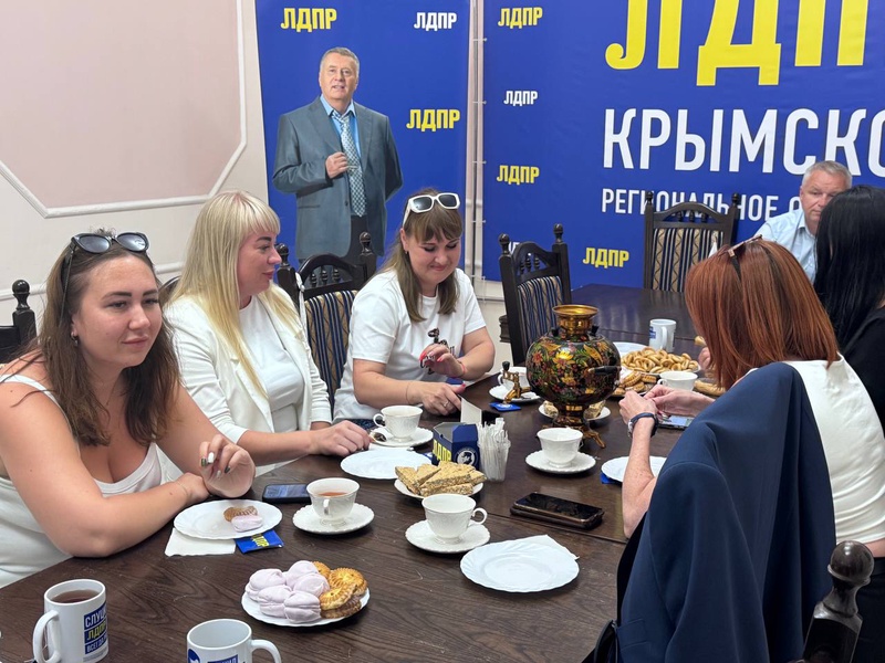 "Не понять не ждавшим им..." В Крыму прошла встреча с женами участников и ветеранов боевых действий