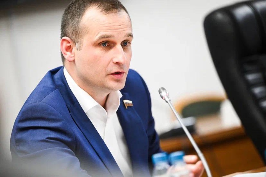 ЛДПР предложила дать право детям из многодетных семей на бесплатное обучение в вузах