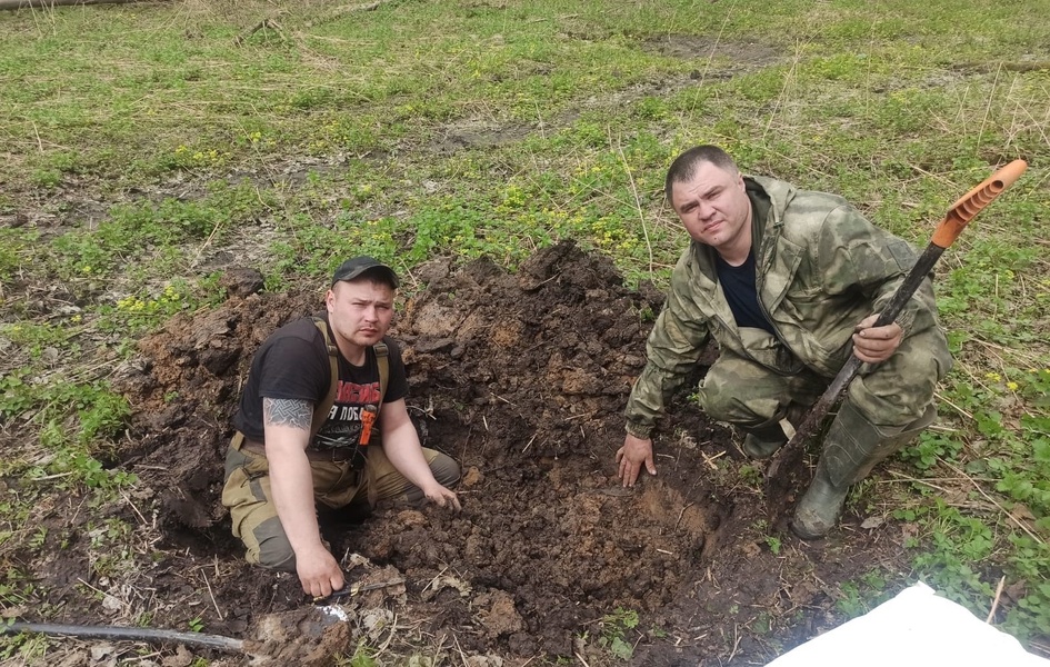 Тверские партийцы помогают в перезахоронении останков героев войны 