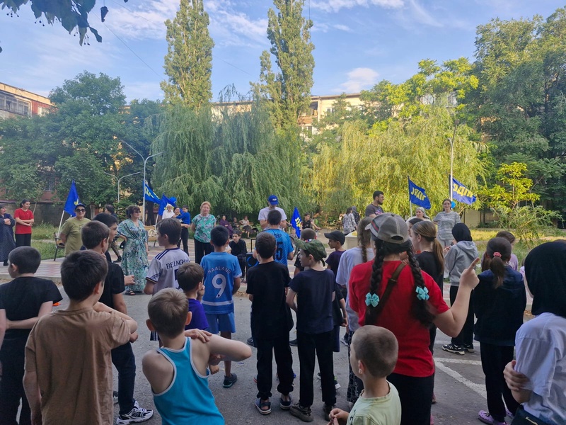 ЛДПР провела очередные веселые старты в махачкалинском дворе