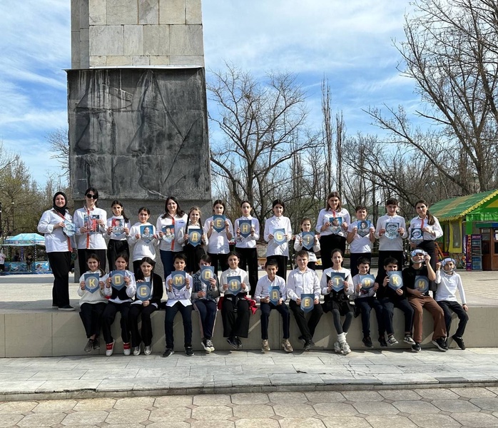 Партиец Эльза Бегеева организовала «Космическую неделю» для школьников