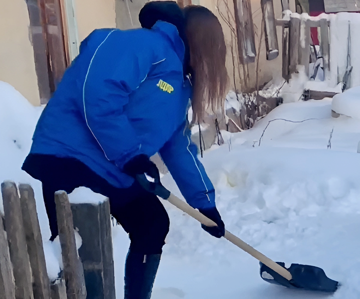 Активисты ЛДПР всегда придут на помощь!