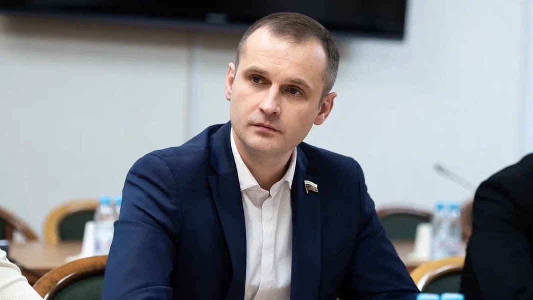 ЛДПР предложила снизить пенсионный коэффициент для опекунов детей-инвалидов