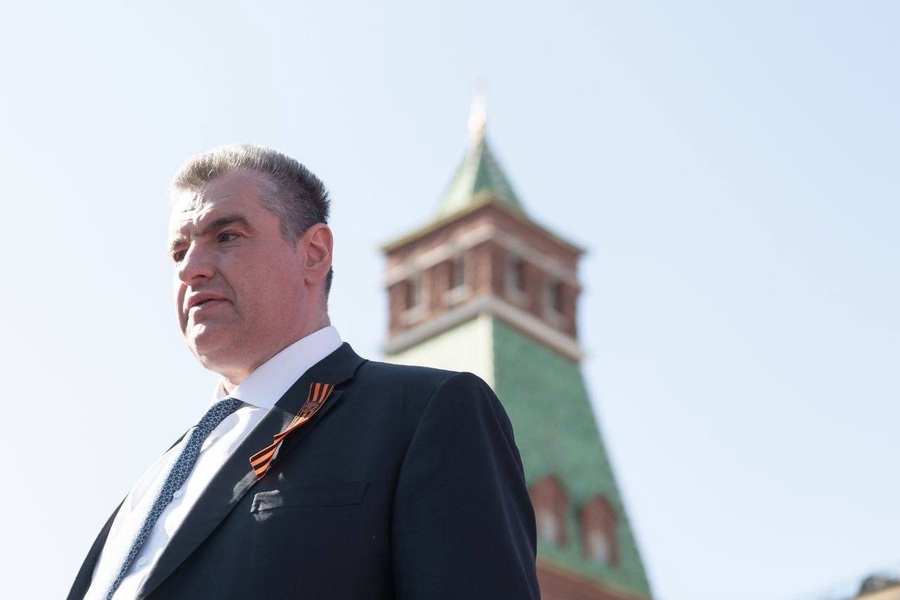 Леонид Слуцкий поздравил соотечественников с Днём Победы!