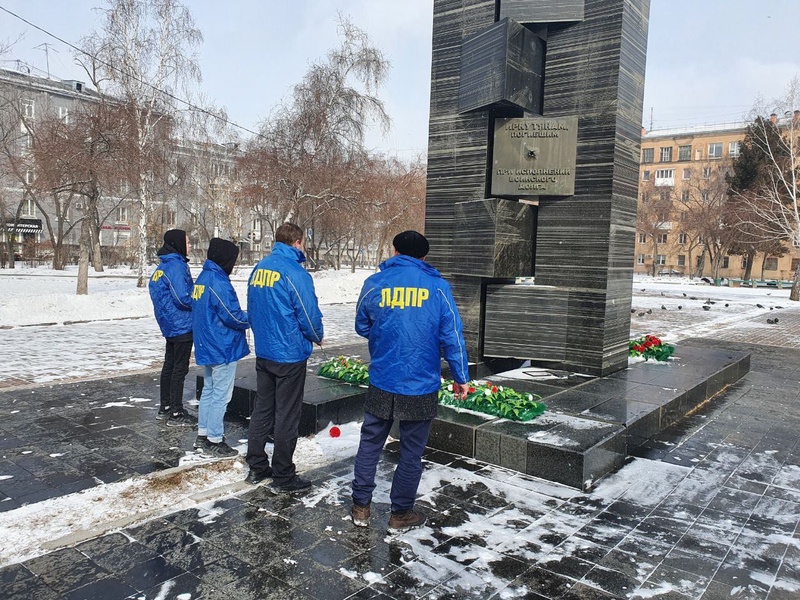 Светлая память военным, погибшим в спецоперации на Украине