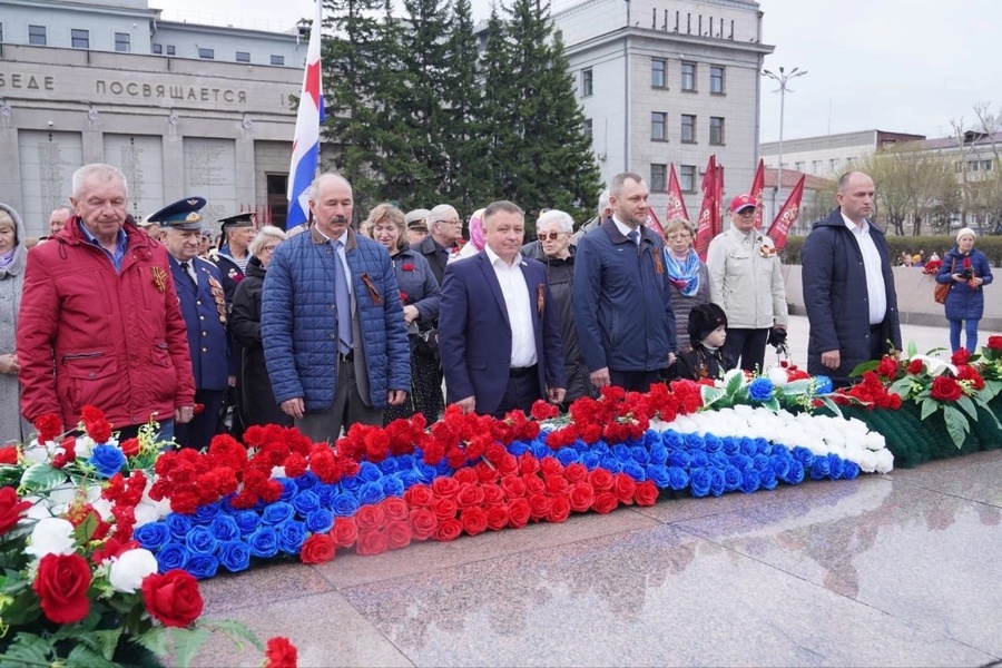 Депутат областного парламента от ЛДПР Андрей Духовников принял участие в мероприятиях ко Дню Победы