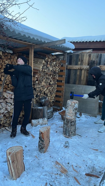 Помощь пожилым - гражданский долг иркутских партийцев