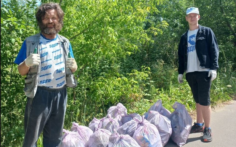 Улица в Фурманове преобразилась благодаря ЛДПР и местному волонтеру