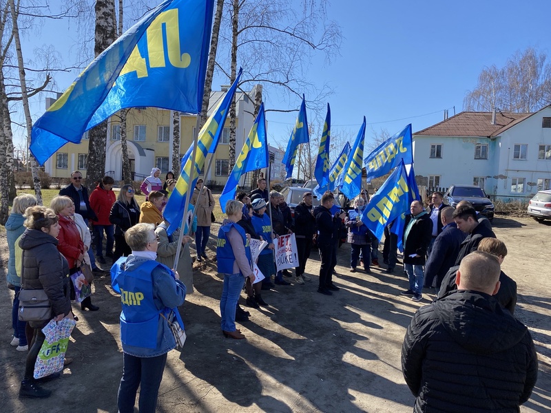 ЛДПР против незаконного строительства в Наволоках!