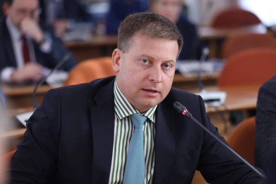 Депутат ЛДПР инициировал проверку рекламы вейпов в Калининградской области