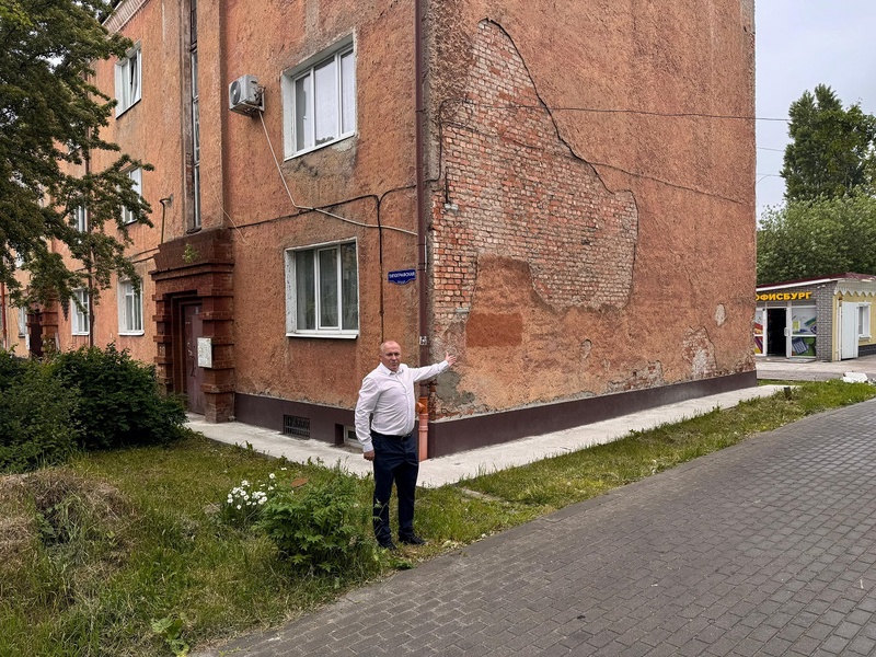 ЛДПР продолжает принимать усилия к улучшению работы УК в Калининграде