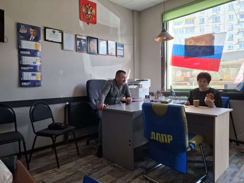 ЛДПР помогает потерявшей квартиру пожилой калининградке