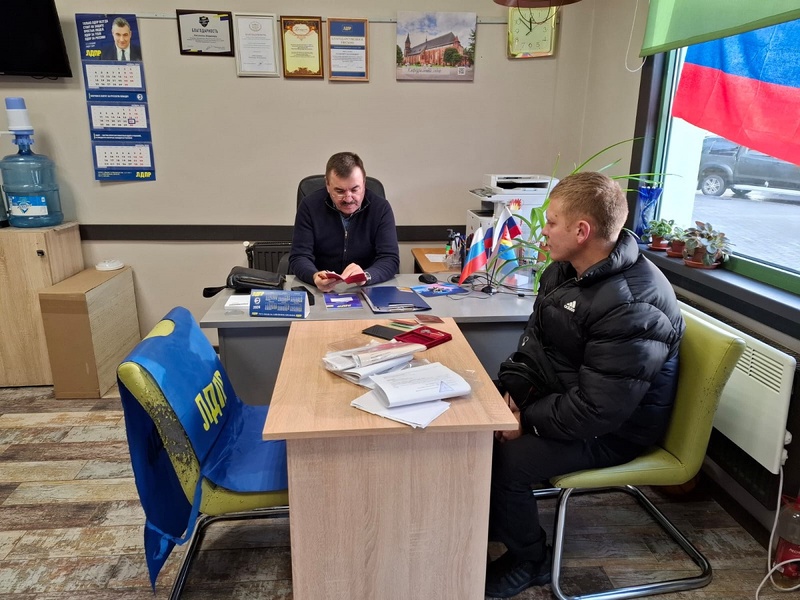 Своих в обиду не дадим: в Центр правовой поддержки ЛДПР обратился калининградец-боец