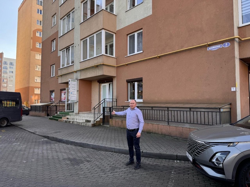 ЛДПР добилась проверки «наливайки» на Шахматной в Калининграде: алкоголь убрали с витрин